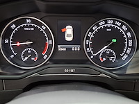 Personenauto, skoda, supurb - afbeelding 22 van  57