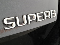 Personenauto, skoda, supurb - afbeelding 49 van  57