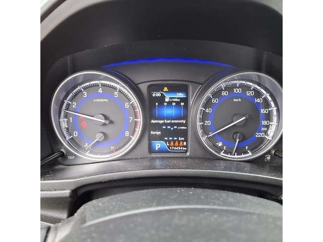 Personenauto, suzuki, baleno - afbeelding 3 van  46