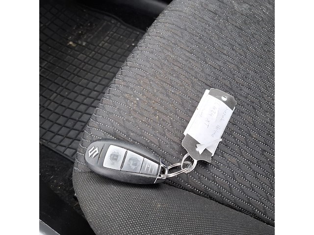 Personenauto, suzuki, baleno - afbeelding 9 van  46