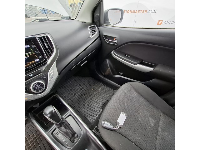 Personenauto, suzuki, baleno - afbeelding 10 van  46