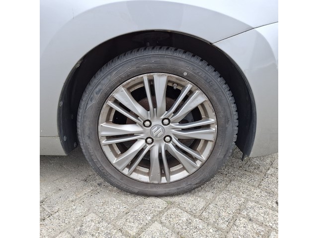 Personenauto, suzuki, baleno - afbeelding 28 van  46