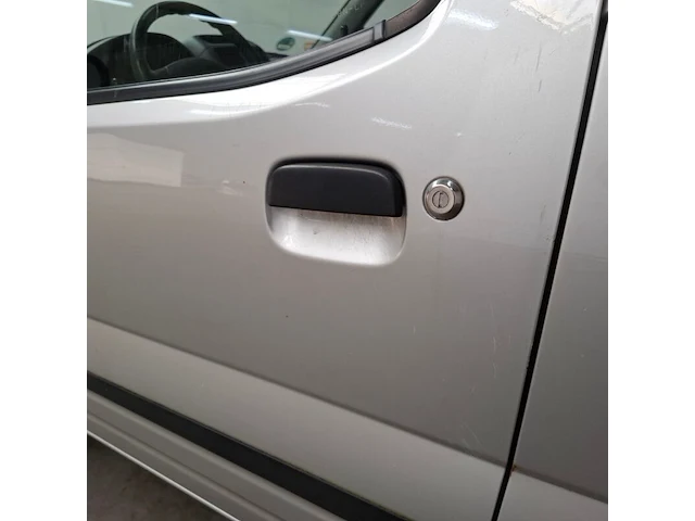 Personenauto, suzuki, ignis, 1.3-16v gl, 2004 - afbeelding 30 van  69