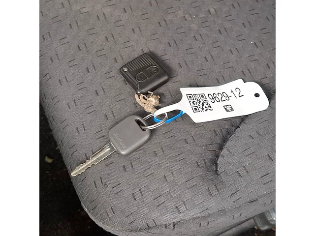 Personenauto, suzuki, ignis, 1.3-16v gl, 2004 - afbeelding 33 van  69
