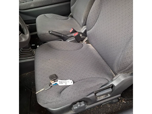 Personenauto, suzuki, ignis, 1.3-16v gl, 2004 - afbeelding 35 van  69