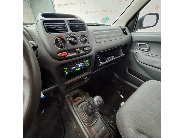Personenauto, suzuki, ignis, 1.3-16v gl, 2004 - afbeelding 44 van  69