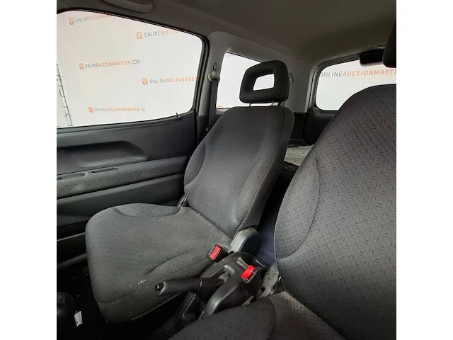 Personenauto, suzuki, ignis, 1.3-16v gl, 2004 - afbeelding 46 van  69