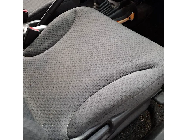 Personenauto, suzuki, ignis, 1.3-16v gl, 2004 - afbeelding 54 van  69