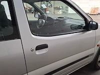 Personenauto, suzuki, ignis, 1.3-16v gl, 2004 - afbeelding 67 van  69
