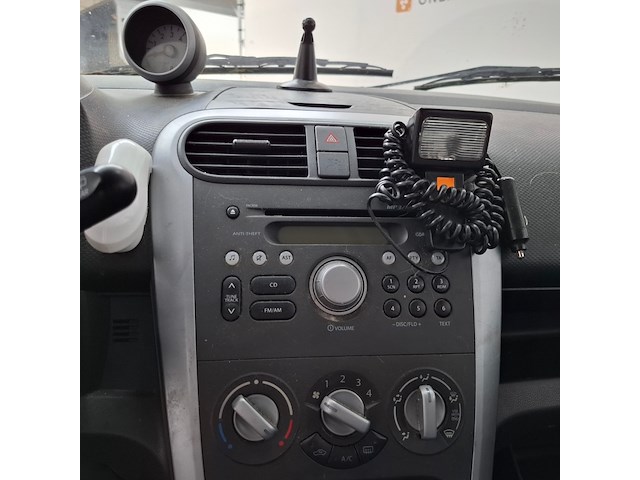 Personenauto, suzuki, splash, 1.0 vvt comfort, 2012 - afbeelding 24 van  56