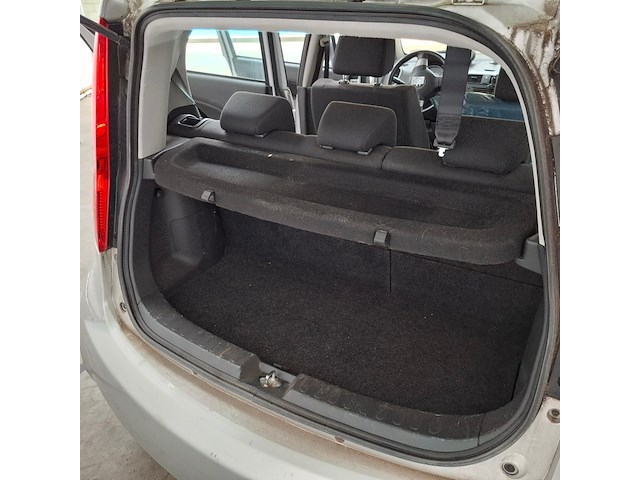 Personenauto, suzuki, splash, 1.0 vvt comfort, 2012 - afbeelding 31 van  56