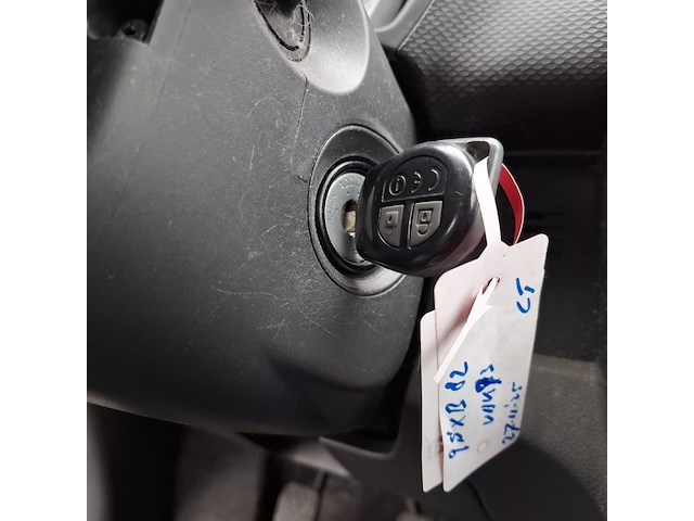 Personenauto, suzuki, splash, 1.2 comfort easss, 2013 - afbeelding 21 van  46