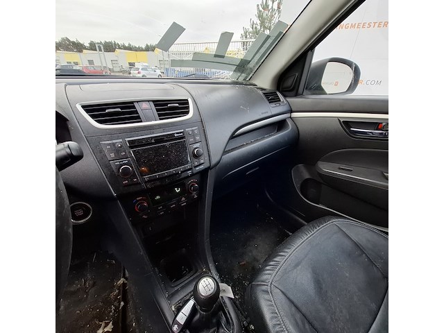 Personenauto, suzuki, swift 1.2, 2011 - afbeelding 35 van  49