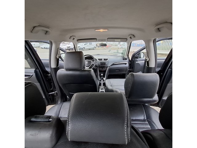 Personenauto, suzuki, swift 1.2, 2011 - afbeelding 39 van  49