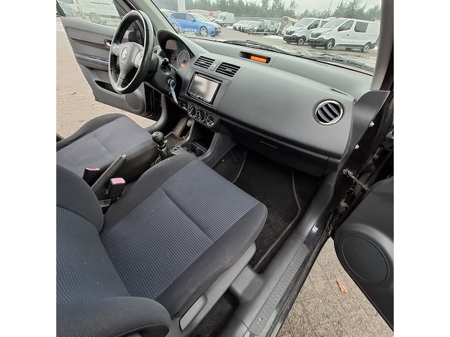 Personenauto, suzuki, swift, 1.3 shogun, 2009 - afbeelding 35 van  46