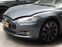 Personenauto, tesla, model s, 85 performance, 2013 - afbeelding 44 van  47