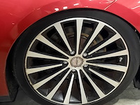 Personenauto tesla, model s, rood - afbeelding 3 van  36