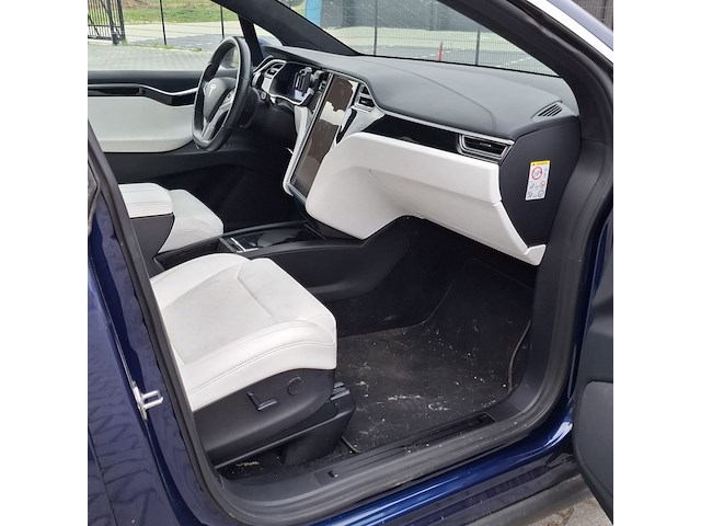 Personenauto, tesla, model x, 90d base 6p., 2017 - afbeelding 26 van  78