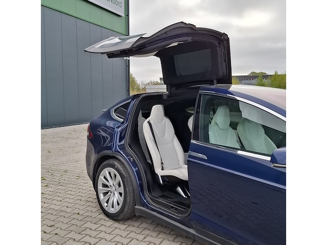 Personenauto, tesla, model x, 90d base 6p., 2017 - afbeelding 36 van  78