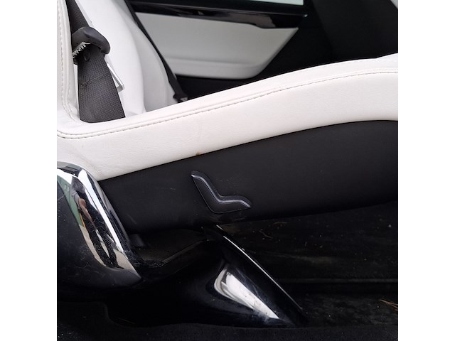 Personenauto, tesla, model x, 90d base 6p., 2017 - afbeelding 41 van  78