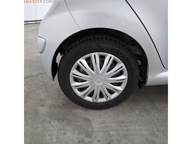 Personenauto, toyota, aygo, 1.0-12v comfort navigator, 2011 - afbeelding 6 van  55