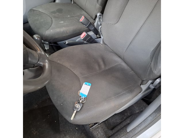 Personenauto, toyota, aygo, 1.0-12v comfort navigator, 2011 - afbeelding 18 van  55