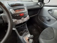 Personenauto, toyota, aygo, 1.0-12v comfort navigator, 2011 - afbeelding 26 van  55