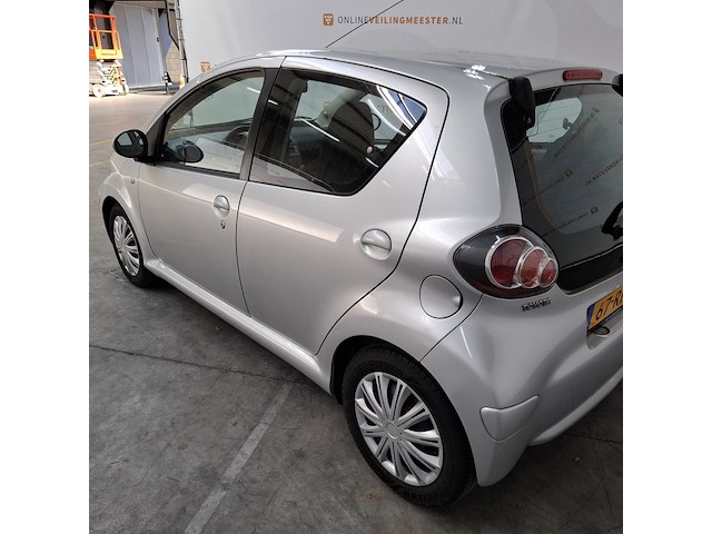 Personenauto, toyota, aygo, 1.0-12v comfort navigator, 2011 - afbeelding 53 van  55