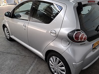 Personenauto, toyota, aygo, 1.0-12v comfort navigator, 2011 - afbeelding 53 van  55