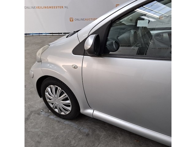 Personenauto, toyota, aygo, 1.0-12v comfort navigator, 2011 - afbeelding 54 van  55