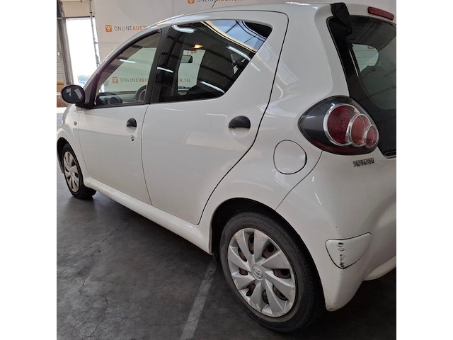 Personenauto, toyota, aygo, 1.0 vvt-i now, 2014 - afbeelding 2 van  64
