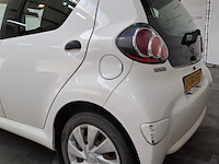 Personenauto, toyota, aygo, 1.0 vvt-i now, 2014 - afbeelding 16 van  64
