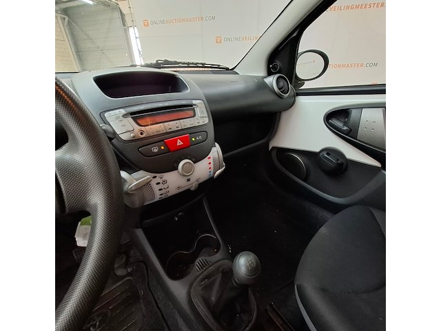 Personenauto, toyota, aygo, 1.0 vvt-i now, 2014 - afbeelding 38 van  64