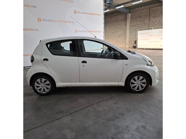 Personenauto, toyota, aygo, 1.0 vvt-i now, 2014 - afbeelding 34 van  64