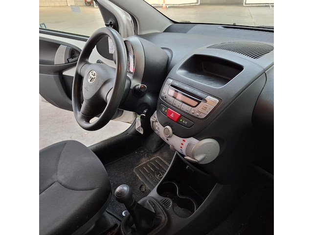 Personenauto, toyota, aygo, 1.0 vvt-i now, 2014 - afbeelding 47 van  64