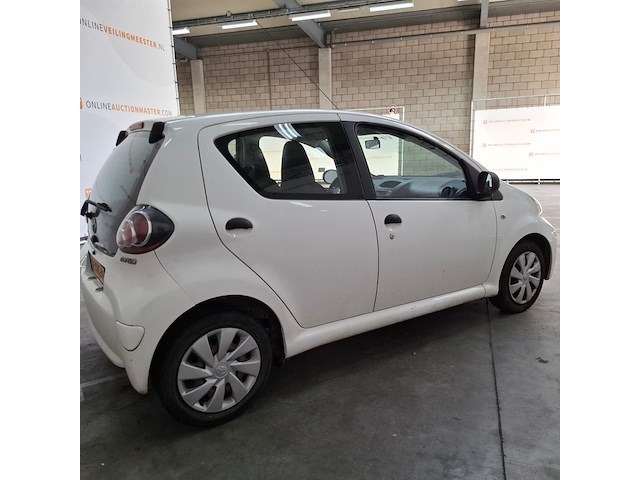 Personenauto, toyota, aygo, 1.0 vvt-i now, 2014 - afbeelding 63 van  64