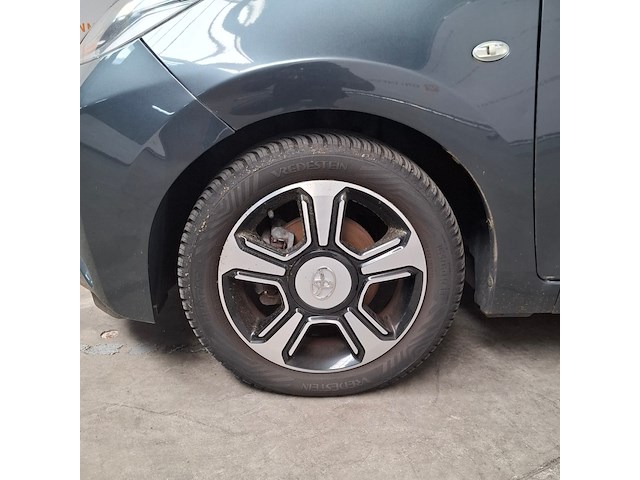 Personenauto, toyota, aygo, 1.0 vvt-i x-clusiv, 2016 - afbeelding 2 van  20