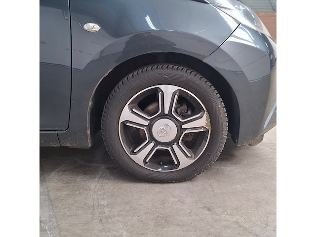 Personenauto, toyota, aygo, 1.0 vvt-i x-clusiv, 2016 - afbeelding 3 van  20