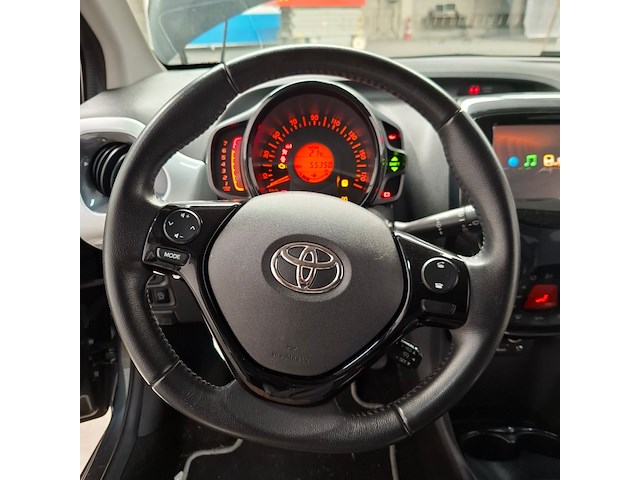 Personenauto, toyota, aygo, 1.0 vvt-i x-clusiv, 2016 - afbeelding 11 van  20
