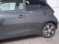 Personenauto, toyota, aygo, 1.0 vvt-i x-clusiv, 2016 - afbeelding 19 van  20