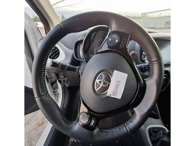 Personenauto, toyota, aygo 1.0 vvt-i x-first, 2018 - afbeelding 34 van  54