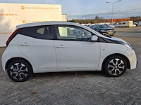 Personenauto, toyota, aygo 1.0 vvt-i x-first, 2018 - afbeelding 4 van  54