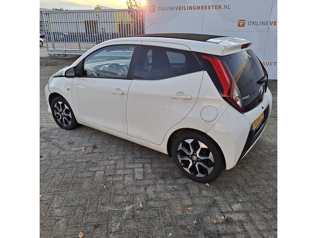 Personenauto, toyota, aygo 1.0 vvt-i x-first, 2018 - afbeelding 7 van  54