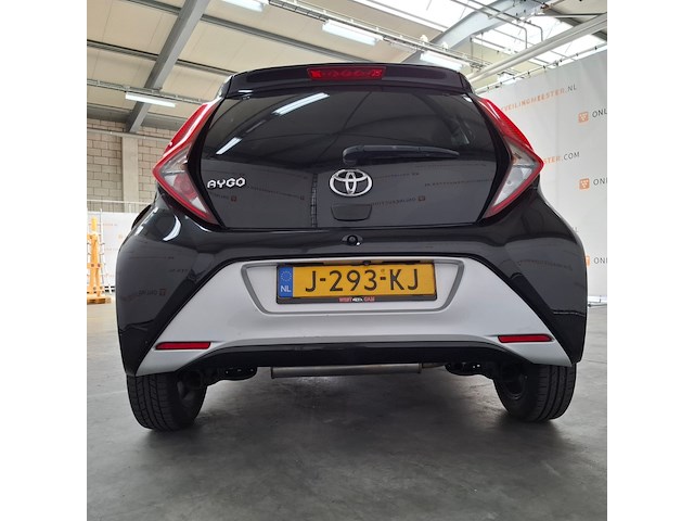 Personenauto, toyota, aygo, 1.0 vvt-i x-joy, 2020 - afbeelding 2 van  63