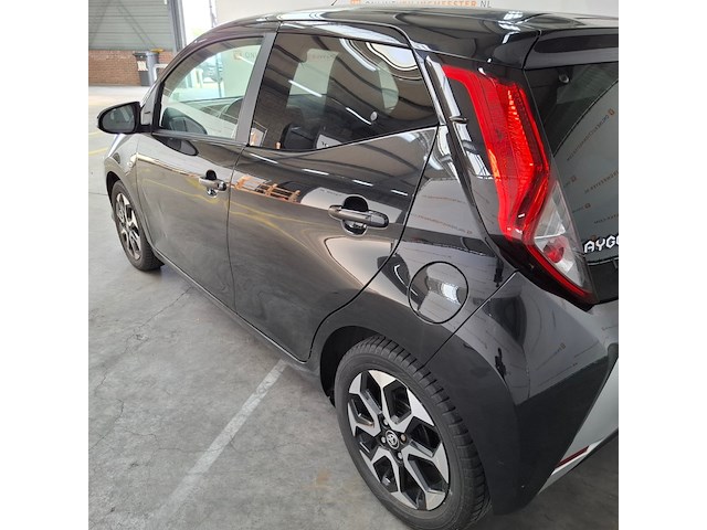 Personenauto, toyota, aygo, 1.0 vvt-i x-joy, 2020 - afbeelding 3 van  63