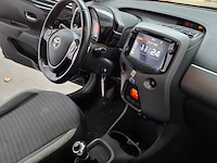 Personenauto, toyota, aygo, 1.0 vvt-i x-joy, 2020 - afbeelding 42 van  63
