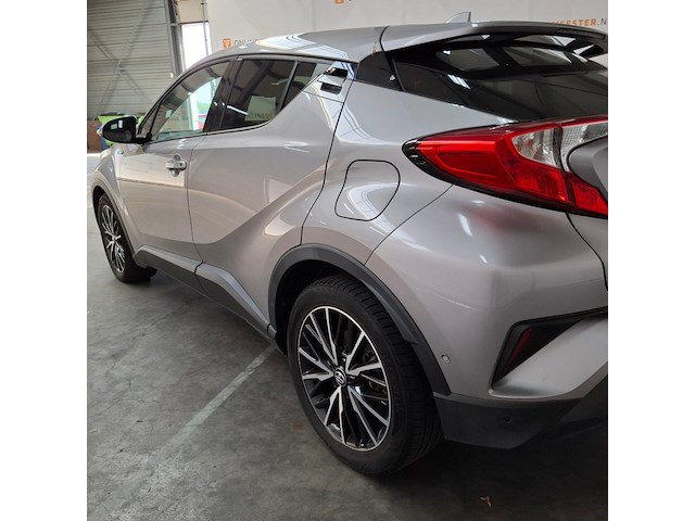 Personenauto, toyota, c-hr, 1.8 hybrid bi-tone, 2017 - afbeelding 3 van  73