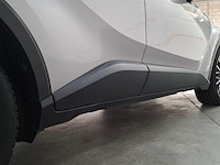 Personenauto, toyota, c-hr, 1.8 hybrid bi-tone, 2017 - afbeelding 15 van  73