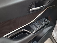 Personenauto, toyota, c-hr, 1.8 hybrid bi-tone, 2017 - afbeelding 27 van  73