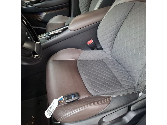 Personenauto, toyota, c-hr, 1.8 hybrid bi-tone, 2017 - afbeelding 29 van  73